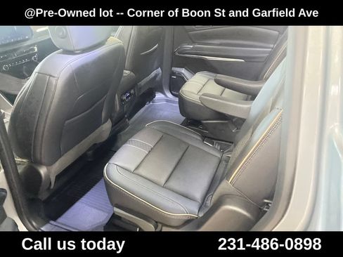 Used 2025 Chevrolet Traverse High Country w/ LPO, Floor Liner Package AWD/4WD image 26