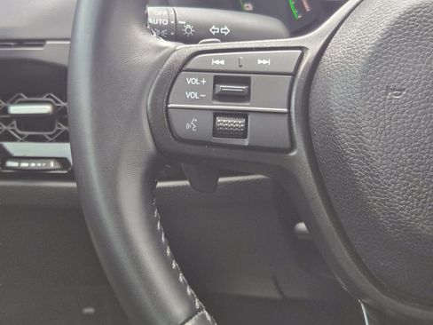 Used 2025 Honda Accord Sport image 23