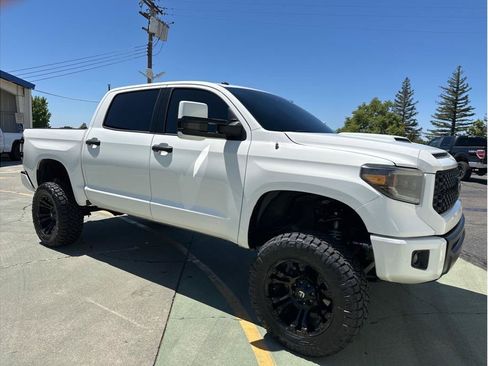 Used 2019 Toyota Tundra SR5 AWD/4WD image 5