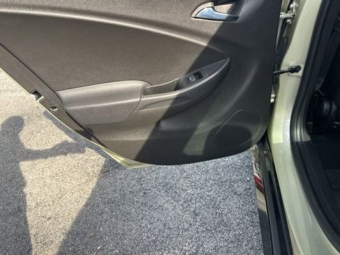 Used 2017 Chevrolet Volt Premier w/ Driver Confidence II Package image 31