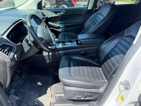 Used 2019 Ford Edge SEL w/ Equipment Group 201A FWD image 10