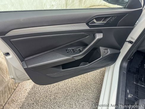 Used 2024 Volkswagen Jetta S image 19