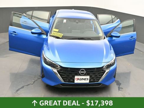 Used 2024 Nissan Sentra SV image 61