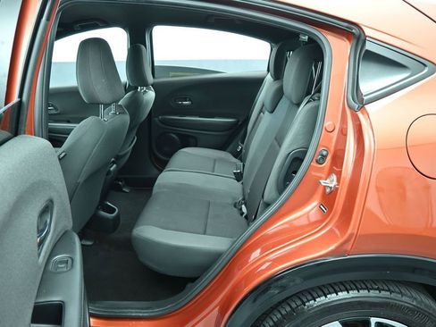 Used 2019 Honda HR-V Sport image 28