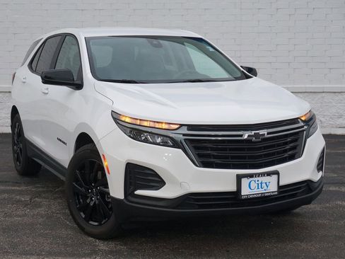 Used 2024 Chevrolet Equinox LS w/ LS Convenience Package FWD image 4