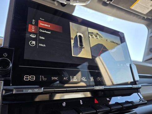 New 2026 GMC Hummer EV SUV image 18