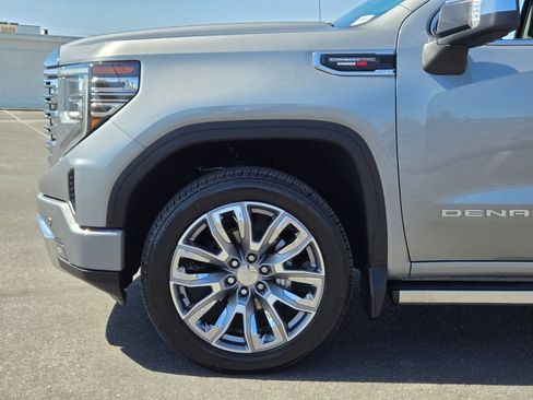 Used 2026 GMC Sierra 1500 Denali w/ Denali Reserve Package AWD/4WD image 9