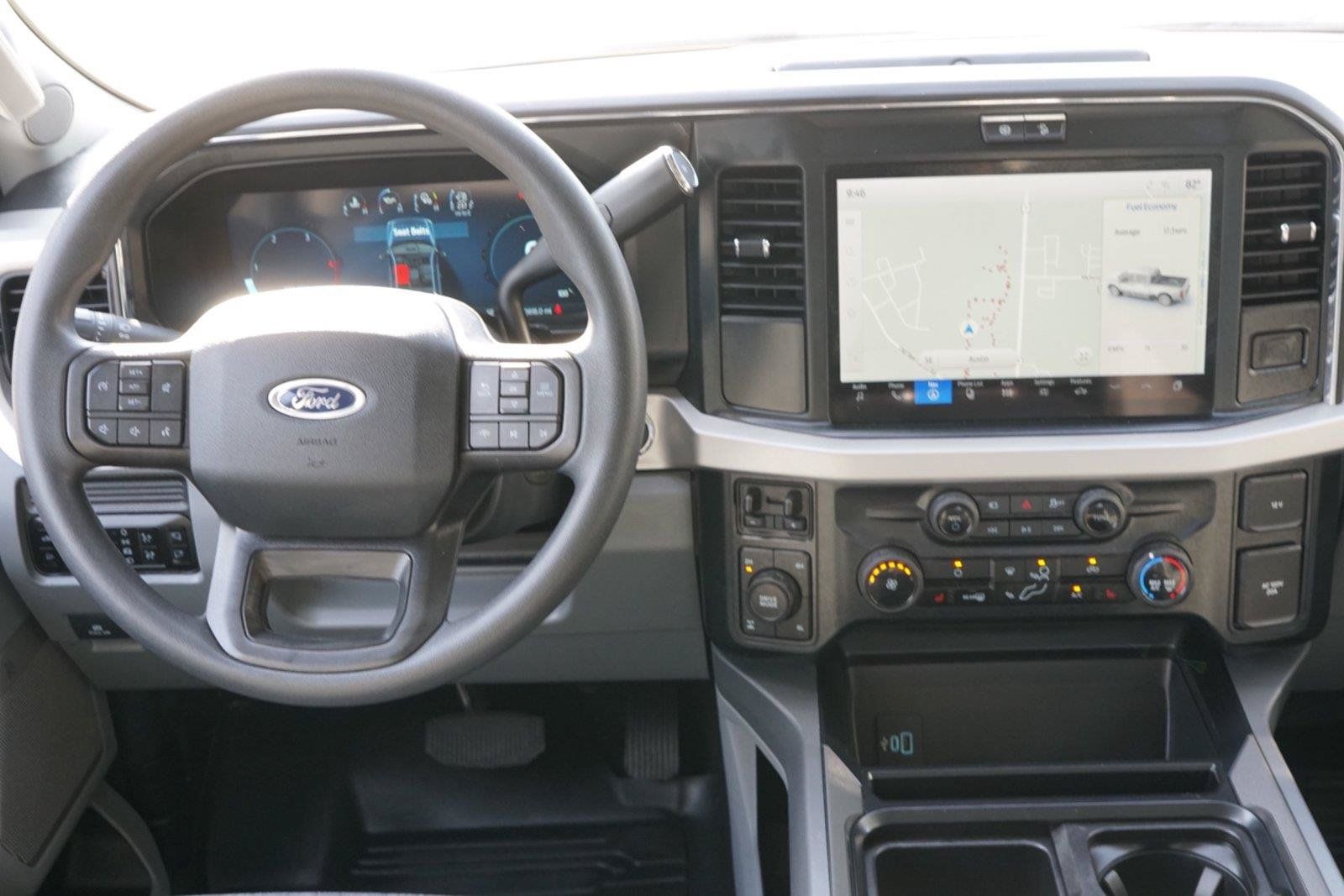 Used 2026 Ford F350 XLT w/ XLT Premium Package AWD/4WD image 24