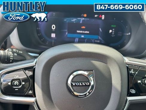 Used 2024 Volvo XC60 T8 Ultimate AWD/4WD image 32