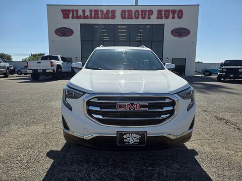 Used 2020 GMC Terrain SLT AWD/4WD image 2