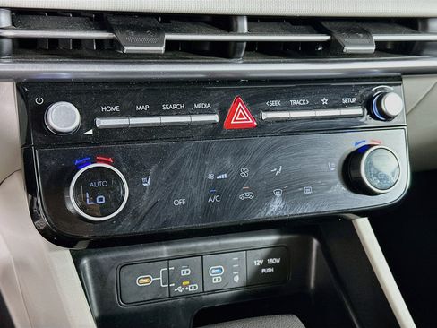 Used 2025 Hyundai Tucson SEL FWD image 23
