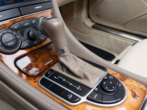 Used 2009 Mercedes-Benz SL 550 image 37