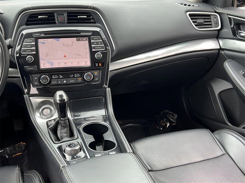 Used 2023 Nissan Maxima SV w/ Floor Mat Group image 23