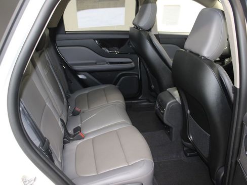 New 2026 Lincoln Corsair Reserve image 31