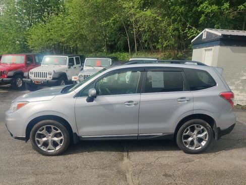 Used 2016 Subaru Forester 2.5i Touring w/ Eyesight & Navigation System AWD/4WD image 3