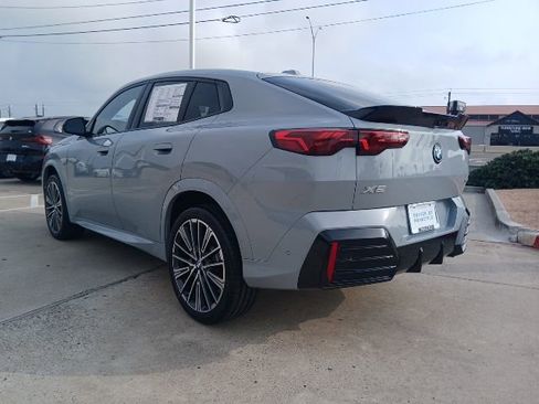 New 2026 BMW X2 xDrive28i AWD/4WD image 7