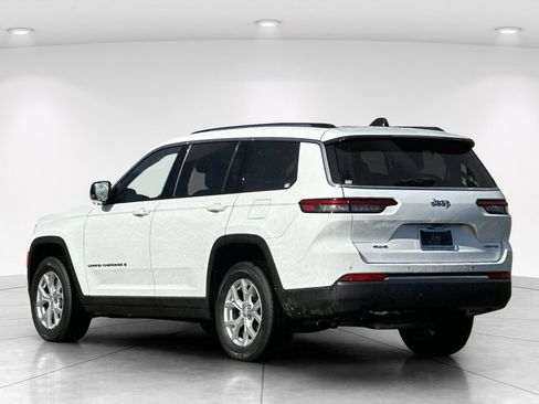 Used 2023 Jeep Grand Cherokee L Limited AWD/4WD image 4