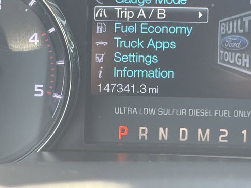 Used 2015 Ford F250 Lariat w/ Snow Plow Prep Package AWD/4WD image 21