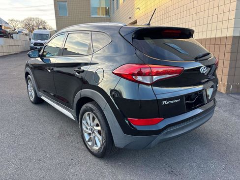 Used 2017 Hyundai Tucson SE image 3