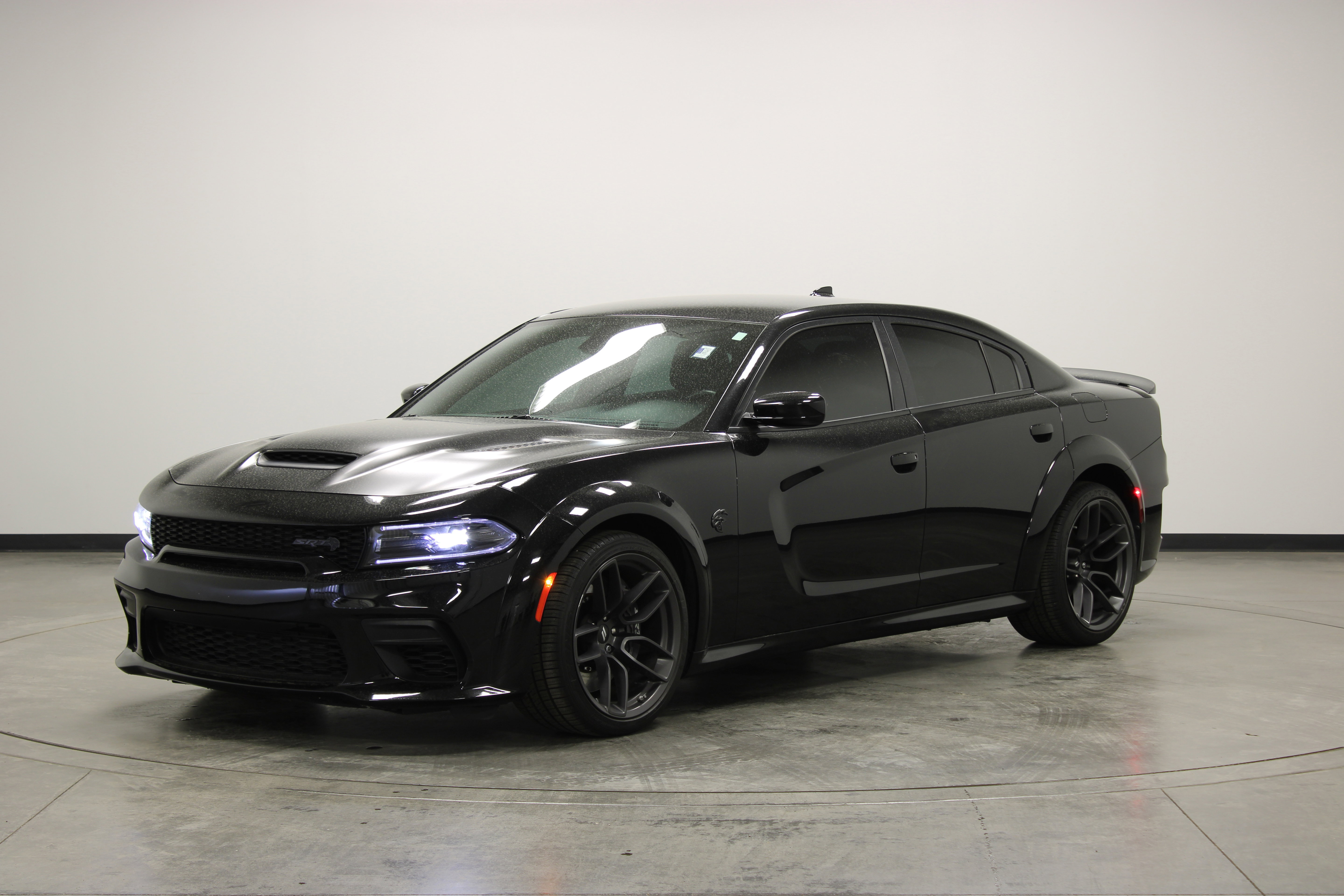 Used 2023 Dodge Charger SRT Hellcat w/ Harman/Kardon Audio Group RWD image 4