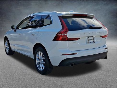 Used 2021 Volvo XC60 T5 Momentum w/ Premium Package AWD/4WD image 4