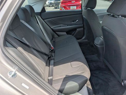 Used 2023 Hyundai Elantra SEL w/ Cargo Package FWD image 12