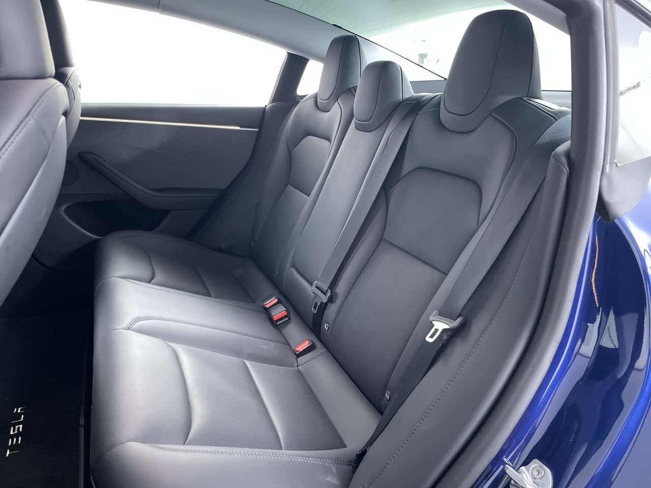 Used 2025 Tesla Model 3 Long Range RWD image 21