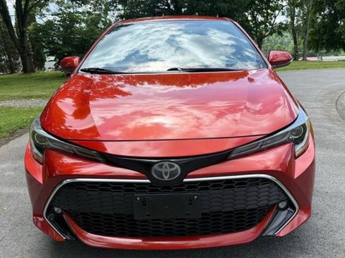 Used 2019 Toyota Corolla XSE FWD image 2
