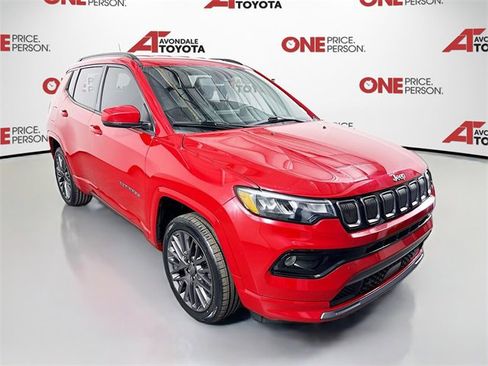 Used 2022 Jeep Compass Limited image 1