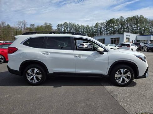 Used 2025 Subaru Ascent Premium AWD/4WD image 12