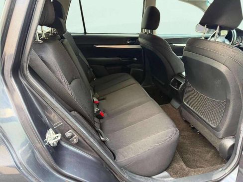 Used 2011 Subaru Outback 2.5i Premium w/ All-Weather Pkg image 15