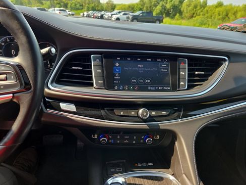 Certified 2023 Buick Enclave Avenir w/ Avenir Technology Package AWD/4WD image 17