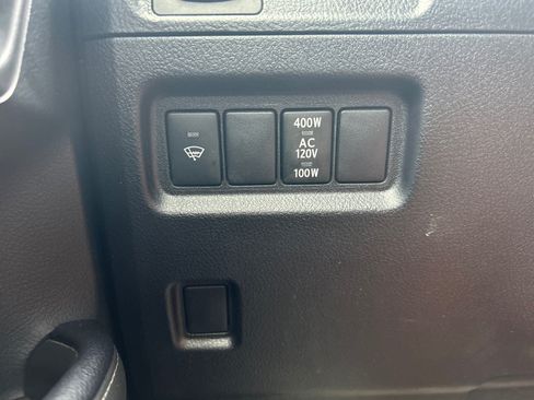 Used 2021 Toyota 4Runner SR5 Premium w/ Moonroof Package AWD/4WD image 15
