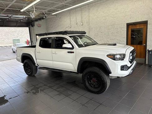 Used 2019 Toyota Tacoma TRD Pro AWD/4WD image 1