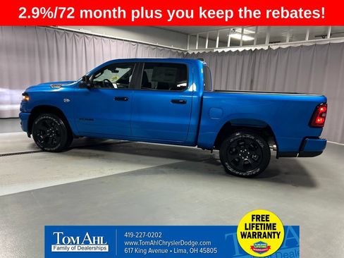 New 2026 RAM 1500 Big Horn w/ Night Edition AWD/4WD image 4