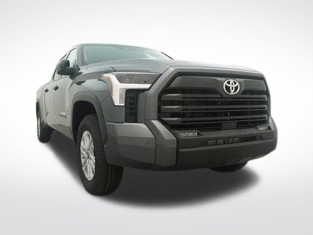 Used 2024 Toyota Tundra SR5 AWD/4WD image 33