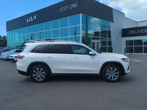 Used 2021 Mercedes-Benz GLS 450 4MATIC image 8