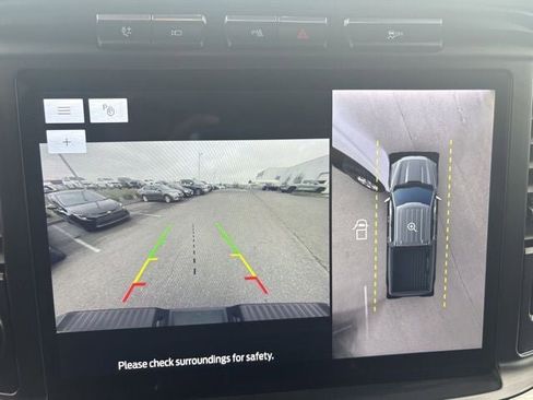 Used 2023 Ford F150 Lariat w/ Trailer Tow Package image 24