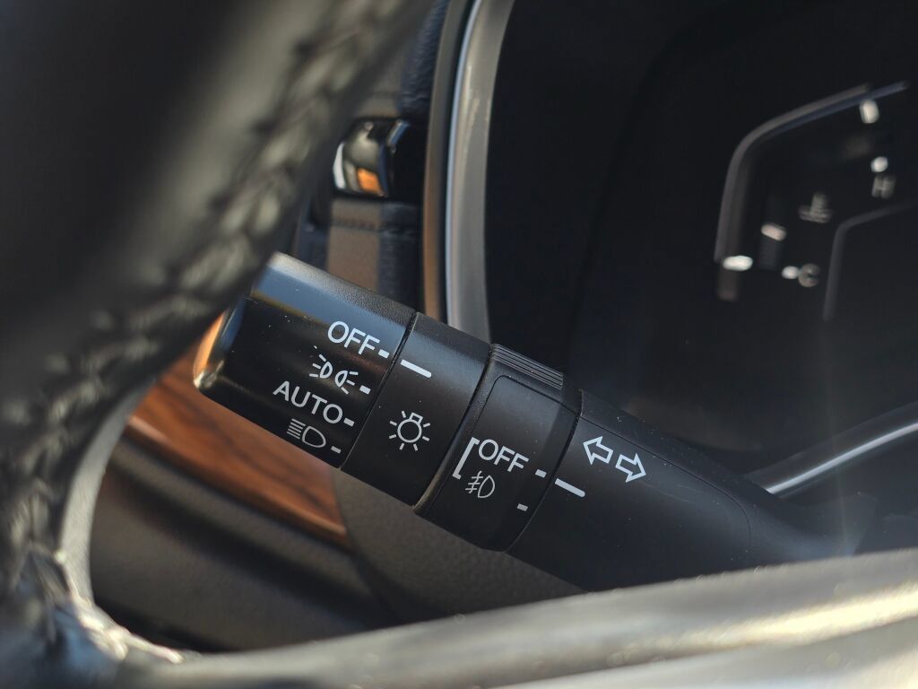 Certified 2017 Honda CR-V Touring image 33