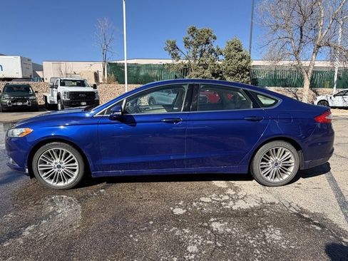 Used 2013 Ford Fusion SE image 4