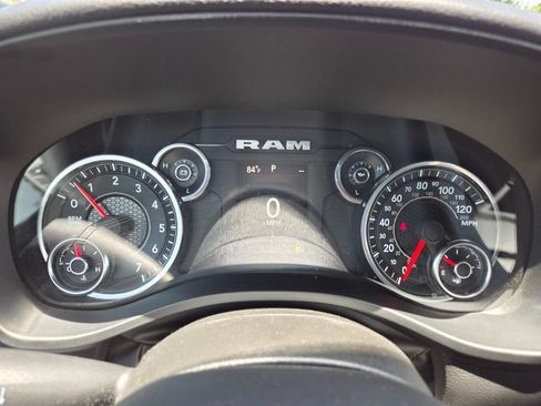 Used 2025 RAM 1500 Big Horn AWD/4WD image 34