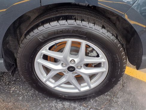 Certified 2024 Ford Edge SEL w/ Convenience Package image 28