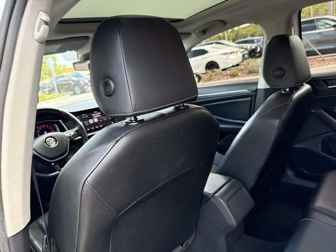 Used 2019 Volkswagen Jetta SEL FWD image 13