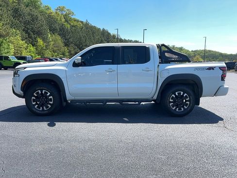 Used 2022 Nissan Frontier PRO-4X image 8