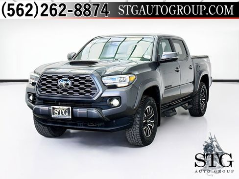 Used 2021 Toyota Tacoma TRD Sport w/ Technology Package AWD/4WD image 1