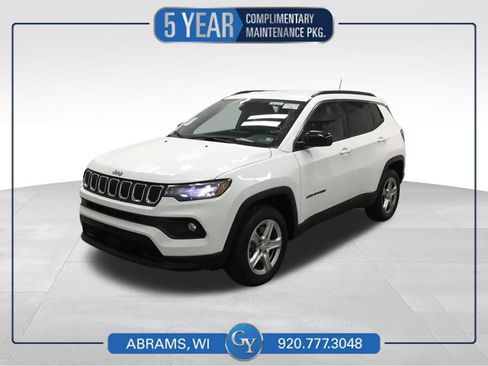 Used 2023 Jeep Compass Latitude w/ Convenience Group AWD/4WD image 1