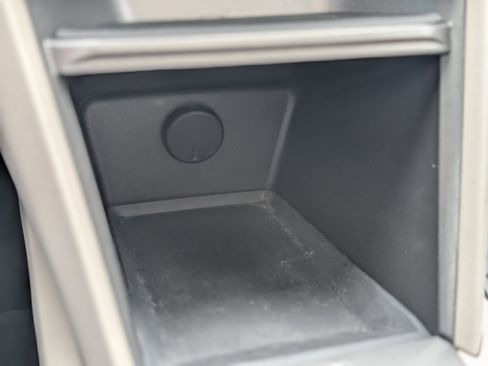 Used 2017 Chevrolet Equinox LT w/ Convenience Package image 24