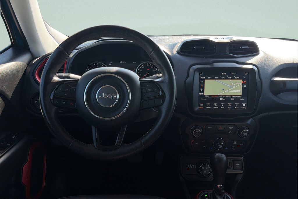 Used 2022 Jeep Renegade Trailhawk AWD/4WD image 10