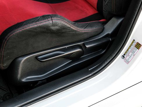 Used 2017 Honda Civic Type R image 37