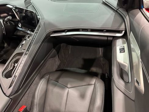 Used 2023 Chevrolet Corvette Stingray Preferred Conv w/ Z51 Performance Package RWD image 14